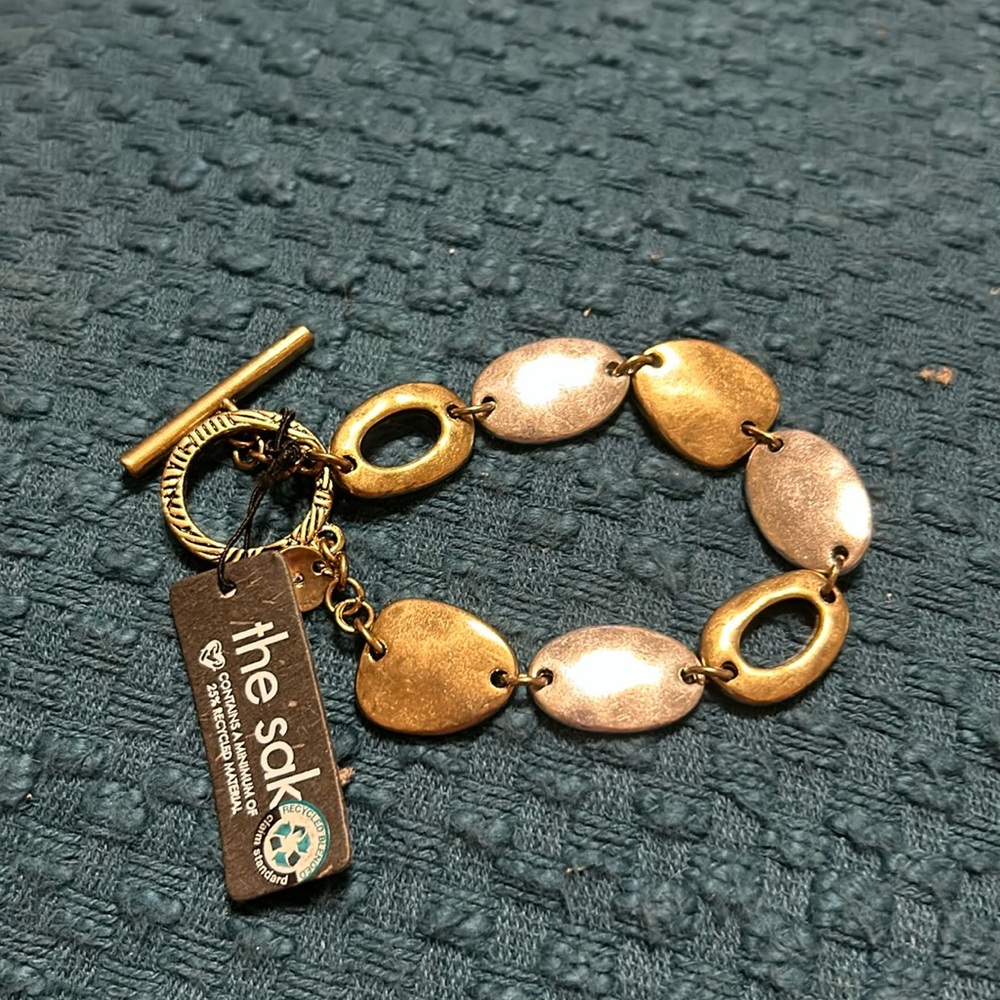 The Sak Bracelet